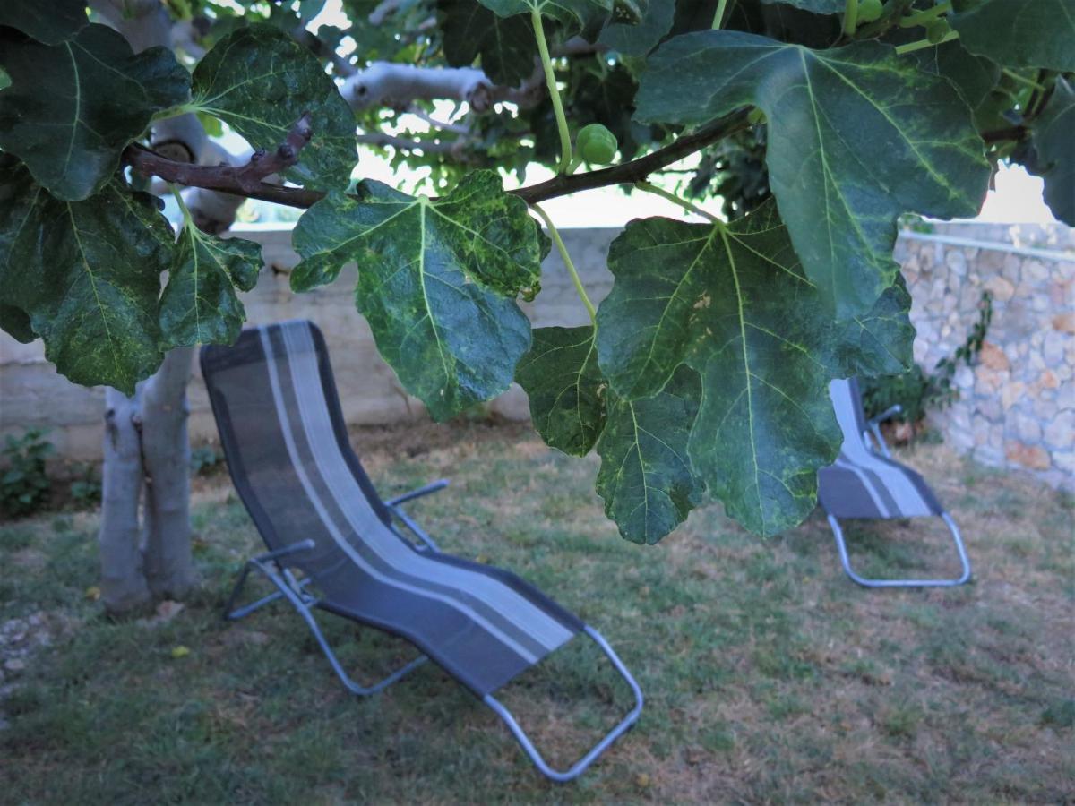 Apartments Biba & Lucy Ražanac Camera foto